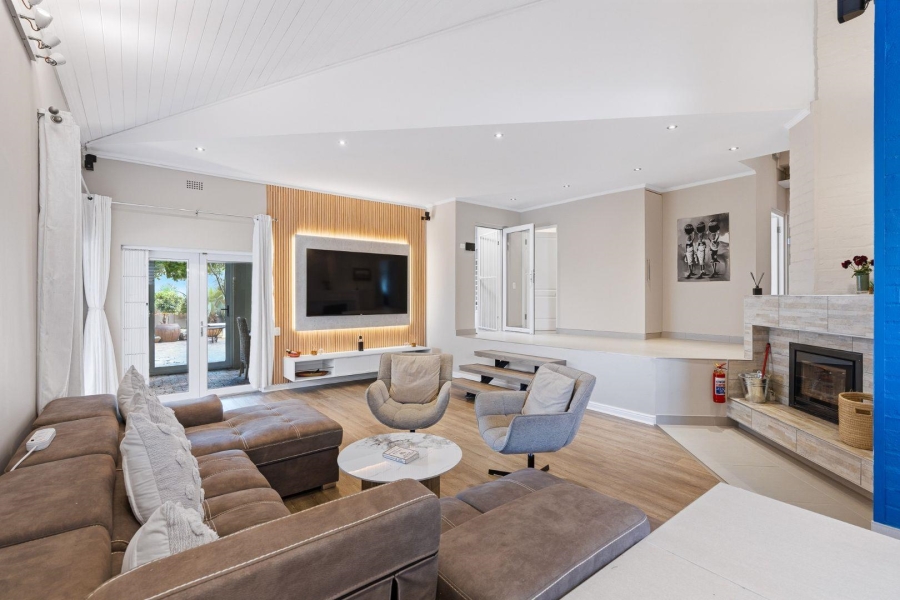 To Let 3 Bedroom Property for Rent in Northshore Western Cape